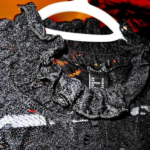 NWT Forever 21 black lace sheer long-sleeve blouse, with ruffled collar, size M - Picture 6 of 6